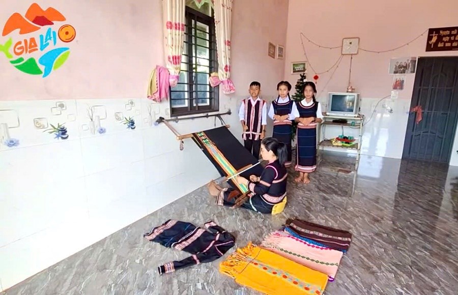 Thiếu nhi Gia Lai lan toả văn hoá qua những câu chuyện về buôn làng  - ảnh 1