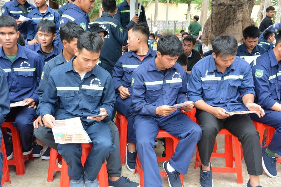Gia Lai: Ngày hội việc làm kết nối sinh viên với doanh nghiệp - ảnh 5