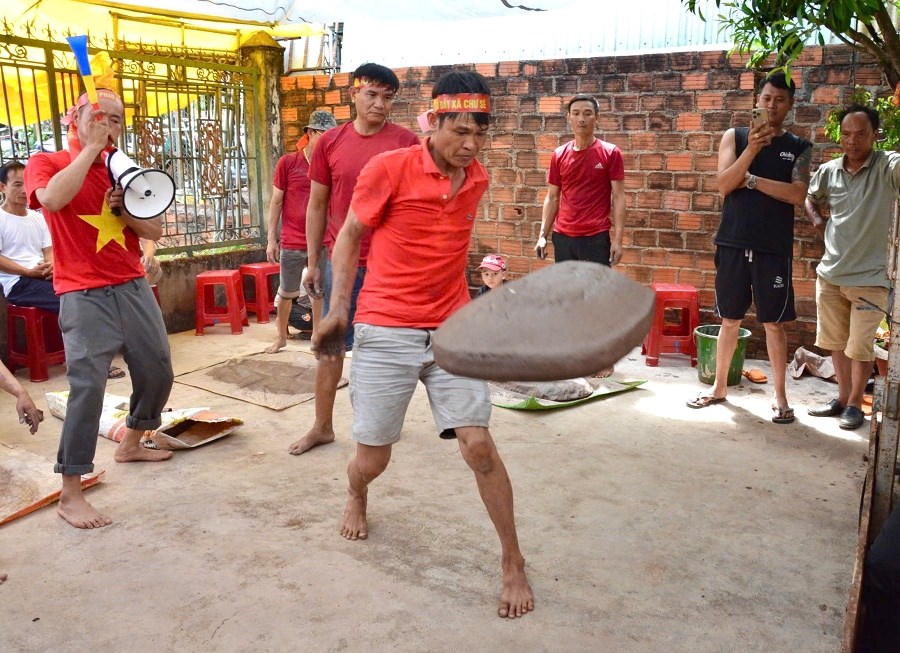 Gia Lai: Lan tỏa nét đẹp văn hóa dân gian qua Hội thi pháo đất  - ảnh 1