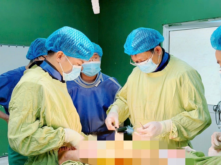  Gia Lai: Nỗ lực hồi sinh sự sống cho bé gái sau tai nạn giao thông - ảnh 1