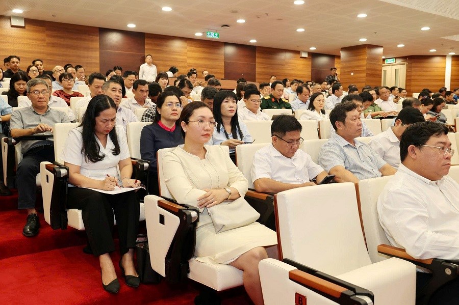 Nhìn thẳng vào vướng mắc để chính quyền 2 cấp hoạt động thực sự hiệu quả - ảnh 9