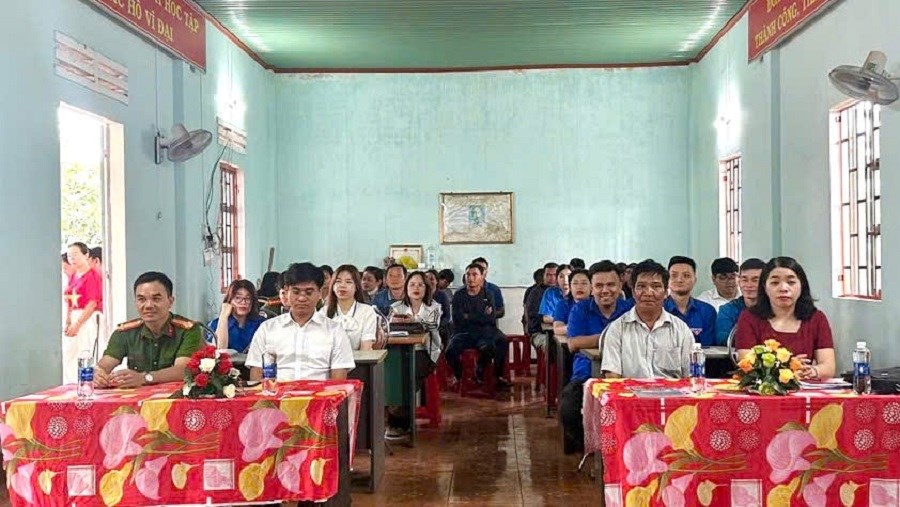 Gia Lai: Tuyên truyền thủ tục hành chính và chuyển đổi số từ cơ sở - ảnh 3