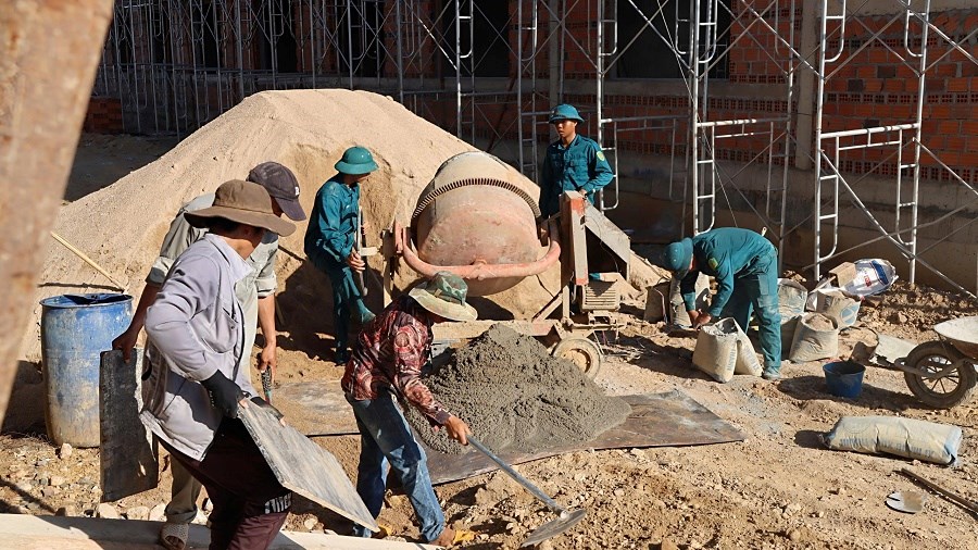 Gia Lai: Nỗ lực đẩy nhanh tiến độ xây dựng trường học nơi phên dậu Tổ quốc - ảnh 1