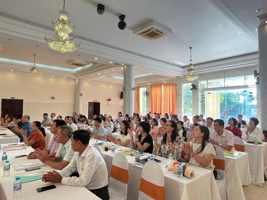 70 học viên tham gia lớp Bồi dưỡng kiến thức, kỹ năng về văn hóa công sở, đạo đức công vụ  - ảnh 4