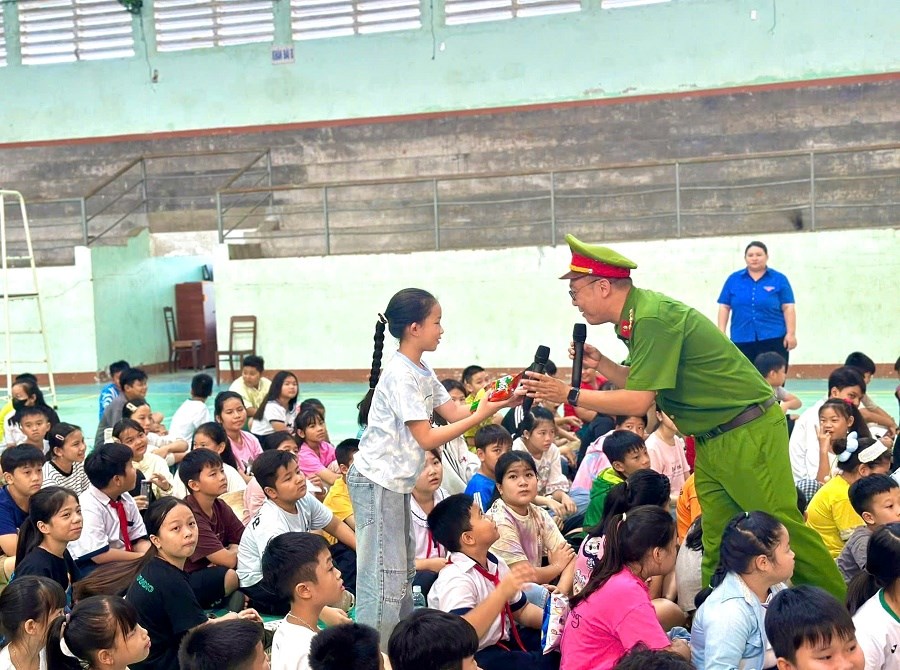Mùa hè bổ ích với nhiều trải nghiệm ý nghĩa cho thiếu nhi Gia Lai - ảnh 1