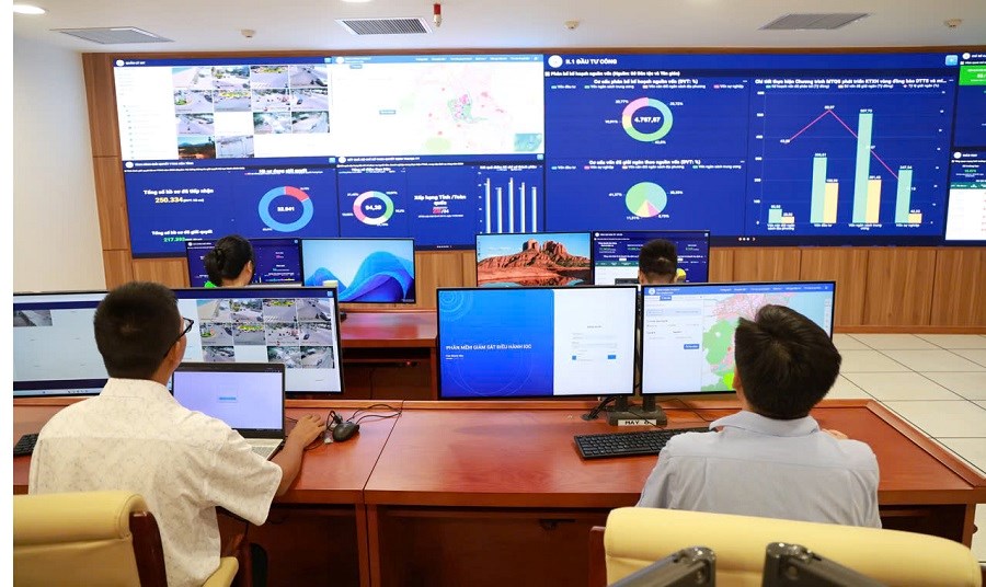 Khánh Hòa: Đẩy mạnh chuyển đổi số, thúc đẩy phát triển kinh tế - xã hội  - ảnh 1