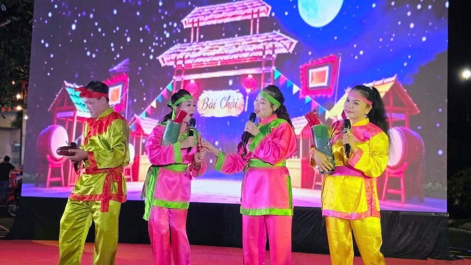  Gia Lai: Nối nhịp di sản qua âm vang cồng chiêng và dân ca Bài chòi - ảnh 2