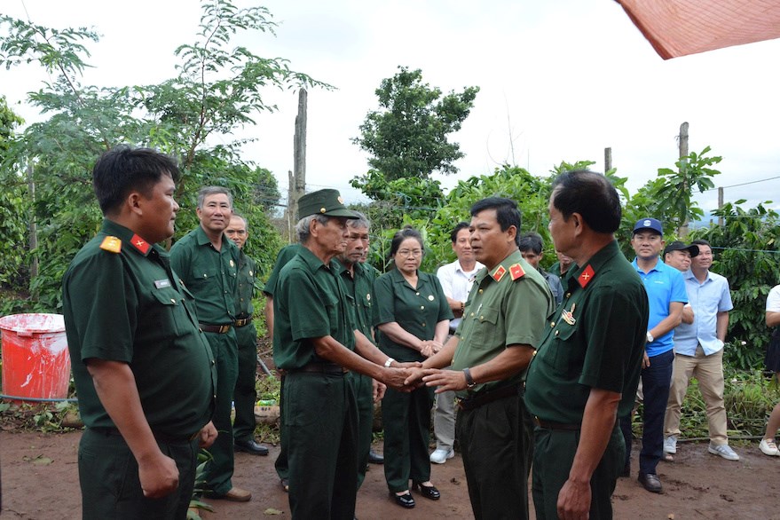 Lan tỏa yêu thương từ giải thể thao Cúp Mỏ đá làng Bi - ảnh 3