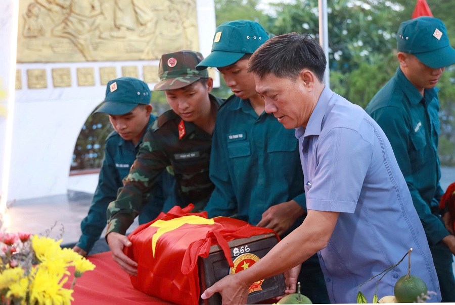 Đón các Anh trở về từ đại ngàn - ảnh 8