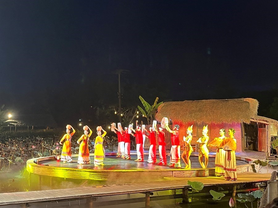 111 người đẹp Miss World trải nghiệm văn hóa, ẩm thực Nha Trang - ảnh 9