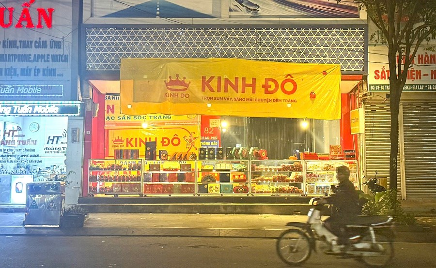 Gia Lai: Bánh Trung thu đa dạng, chờ sức mua khởi sắc - ảnh 4