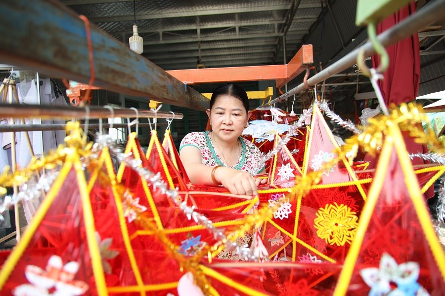 Giữ ấm những mùa Trăng - ảnh 4