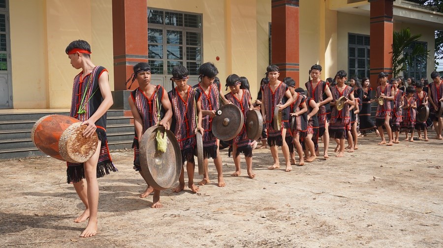 Giữ nhịp chiêng giữa đại ngàn Tây Nguyên - ảnh 6