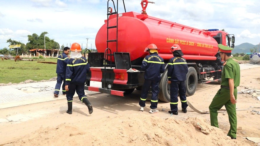 Những chuyến xe đặc biệt đến khu tái định cư Ia Tul - ảnh 3