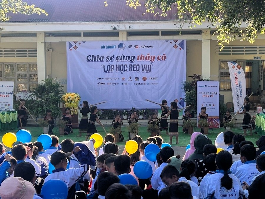 Gia Lai: Lan tỏa yêu thương từ hành trình “Lớp học reo vui” - ảnh 2