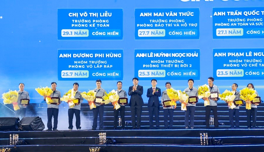  HVS - 30 năm vươn ra biển lớn - ảnh 7