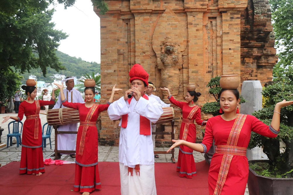 Nhạc cụ Chăm - Thanh âm từ di sản - ảnh 1