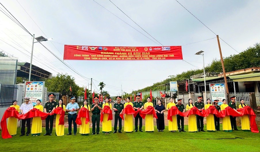 Gia Lai: Thắp sáng vùng biên từ những công trình nghĩa tình quân dân - ảnh 3