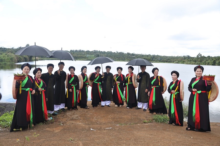 Câu quan họ neo tình quê trên đất Tây Nguyên - ảnh 1
