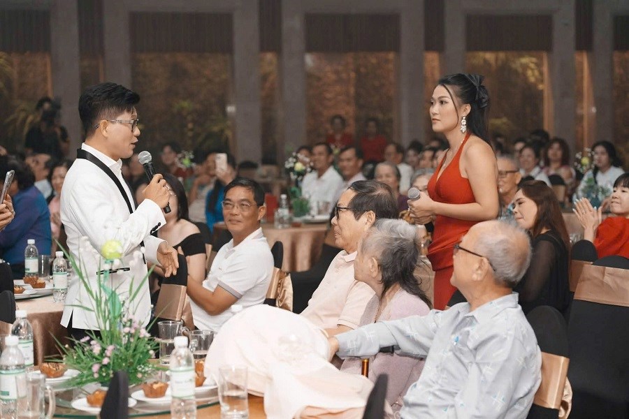 Từ giai điệu yêu thương đến những trang sách giàu tri thức - ảnh 4