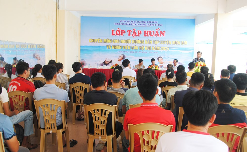 Nâng cao kỹ năng cho người hướng dẫn tập luyện môn bơi - ảnh 1