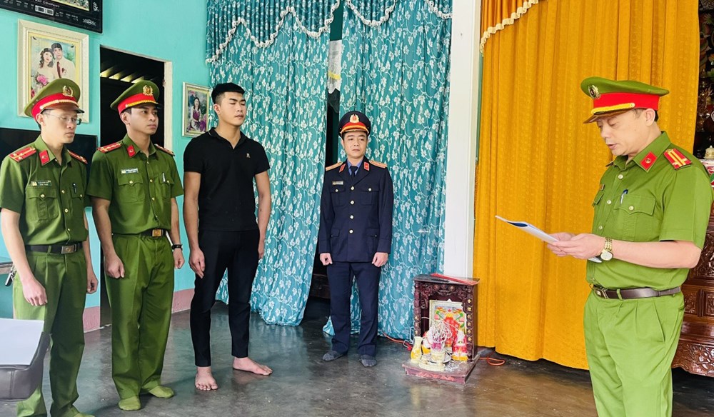 Nam thanh niên tham ô hơn 280 triệu đồng tiền hàng - ảnh 1
