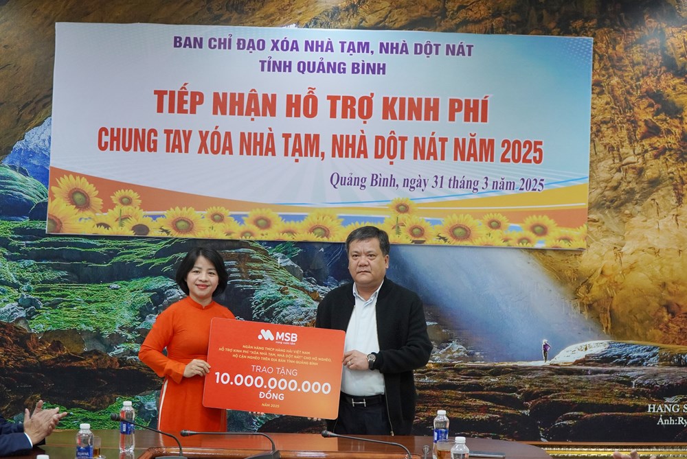 Hai ngân hàng hỗ trợ tỉnh Quảng Bình 40 tỉ đồng để xóa nhà tạm, nhà dột nát - ảnh 2