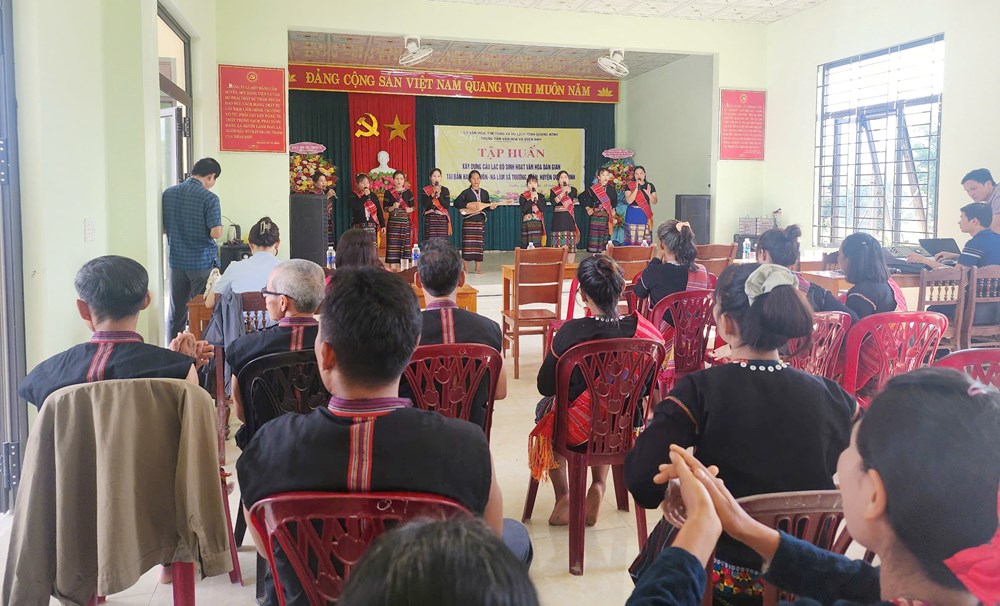 Gìn giữ bản sắc văn hoá Bru - Vân Kiều ở bản Hang Chuồn - Nà Lâm - ảnh 2