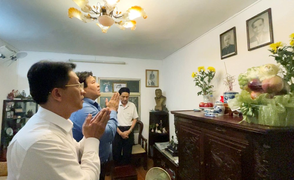 Liên đoàn Xiếc Việt Nam tưởng nhớ NSND Tạ Duy Hiển - người được tôn vinh là “ông tổ” nghề xiếc Việt Nam - ảnh 2