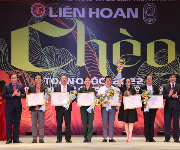 Quy tụ gần 900 nghệ sĩ từ 11 đơn vị nghệ thuật chuyên nghiệp - ảnh 4