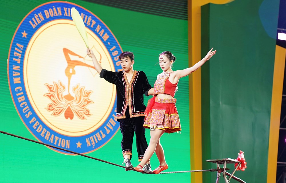 Hơi thở nghệ thuật tại Triển lãm mùa Thu lần thứ nhất - năm 2025 - ảnh 12