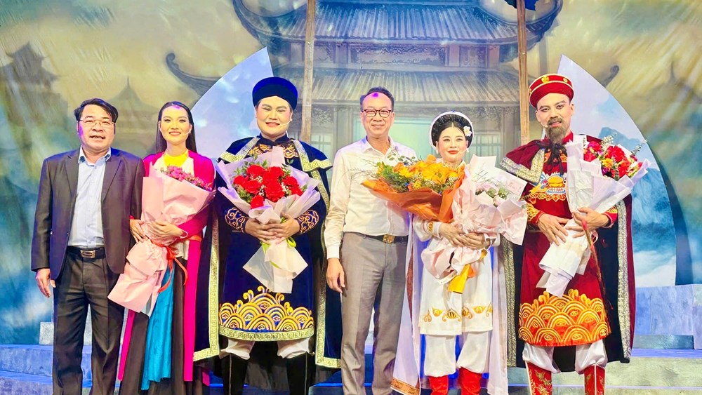 Hơi thở huyền tích trên sân khấu Chèo - ảnh 4