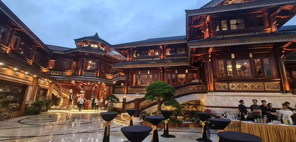 Cuộc sống và khối tài sản “khủng” của bà chủ thẩm mĩ viện Mailisa - ảnh 2