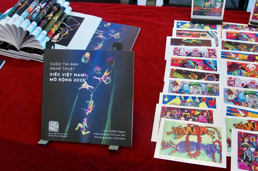 Trao giải và khai mạc Triển lãm Cuộc thi ảnh Nghệ thuật xiếc 2025 - ảnh 4