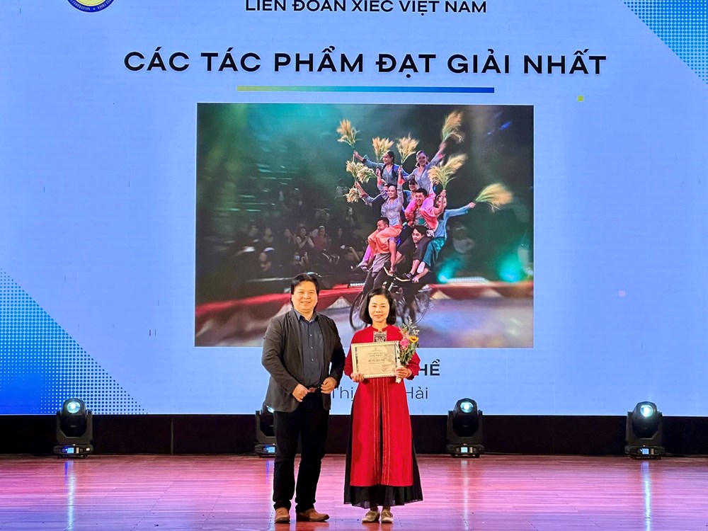 Trao giải và khai mạc Triển lãm Cuộc thi ảnh Nghệ thuật xiếc 2025 - ảnh 2