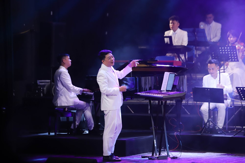 Nghệ sĩ Việt “tái tạo” sắc màu âm nhạc truyền ​thống - ảnh 5