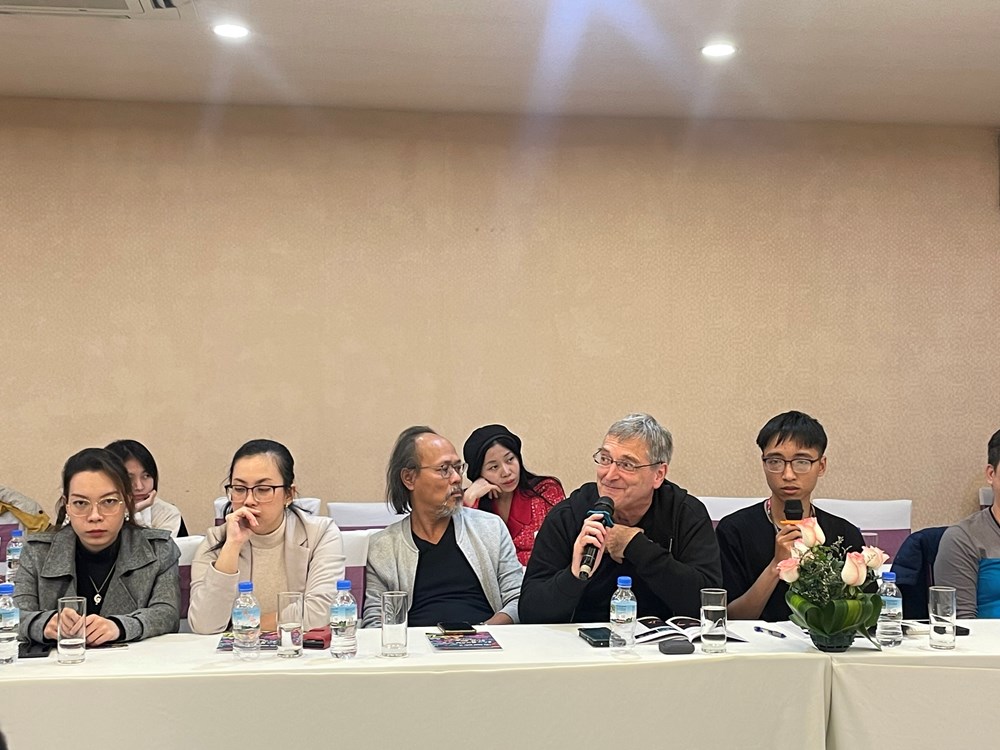  Nỗ lực tìm kiếm “ngôn ngữ” mới cho sân khấu Việt - ảnh 3