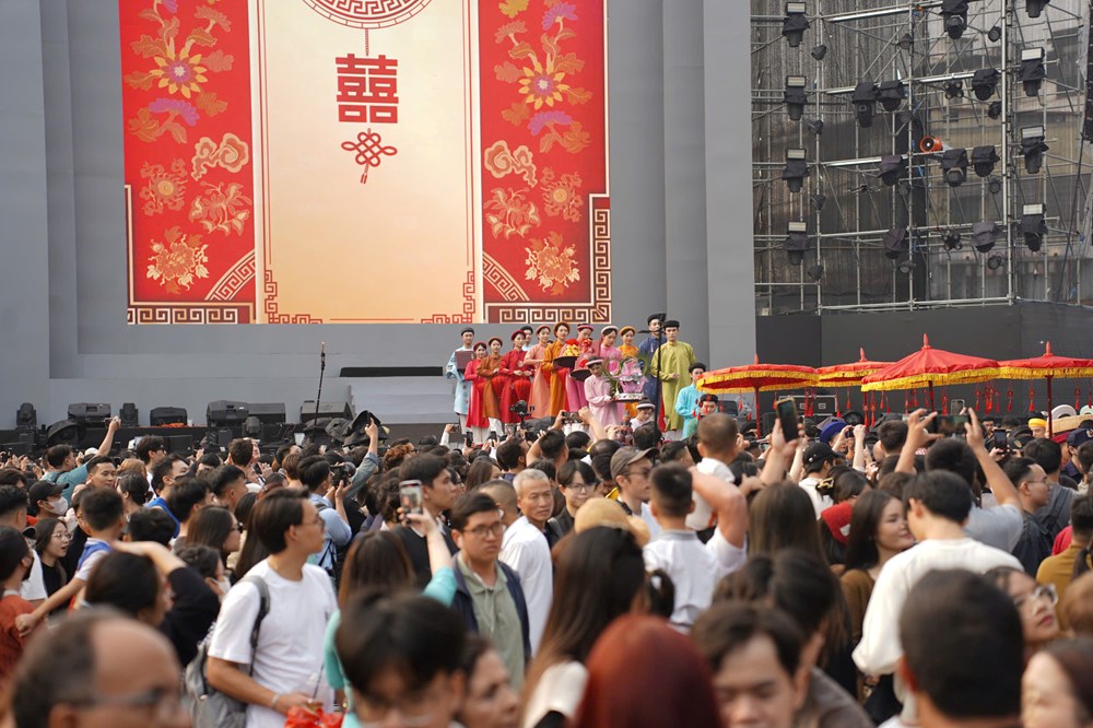 Không khí rộn ràng tại “Ngày hội Việt Nam hạnh phúc“ - ảnh 2