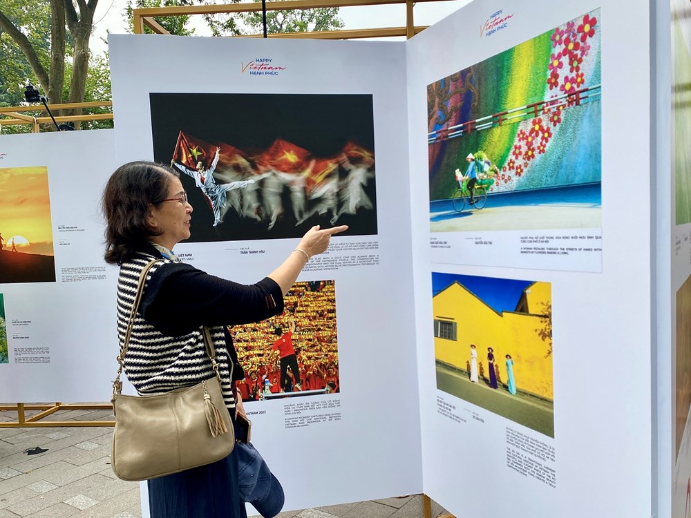 Người dân hào hứng trải nghiệm các hoạt động tại “Ngày hội Việt Nam hạnh phúc“ - ảnh 3