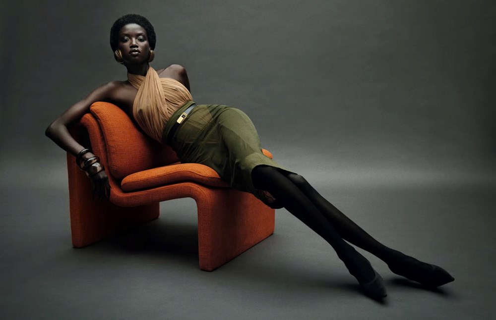 “Viên ngọc đen” Anok Yai trở thành “Người mẫu năm 2025” - ảnh 1