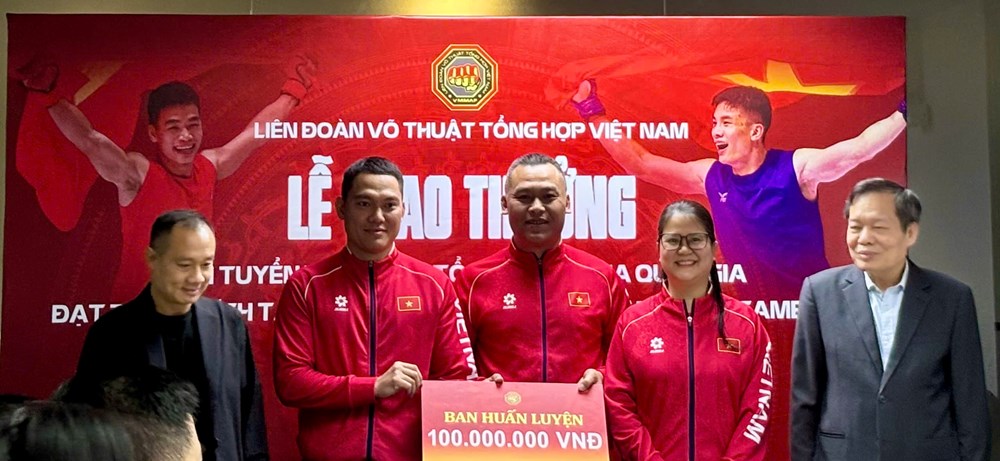 Trao thưởng cho đội tuyển MMA sau khi vượt chỉ tiêu tại SEA Games 33 - ảnh 4