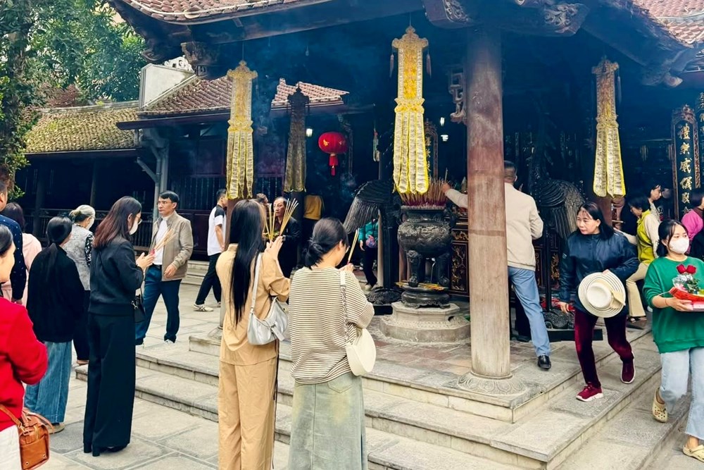 5 ngôi chùa cầu duyên linh thiêng ở Hà Nội - ảnh 1