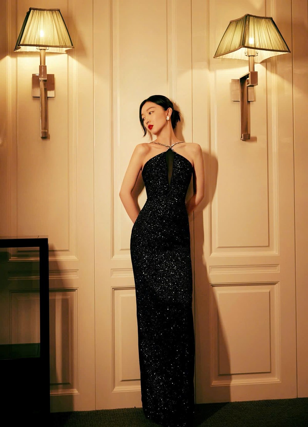 5 kiểu trang phục giúp phái đẹp ghi điểm trong “mùa” tiệc tất niên - ảnh 3