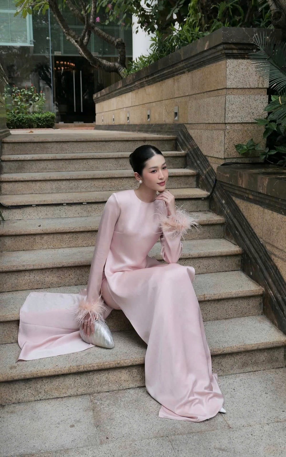 5 kiểu trang phục giúp phái đẹp ghi điểm trong “mùa” tiệc tất niên - ảnh 1