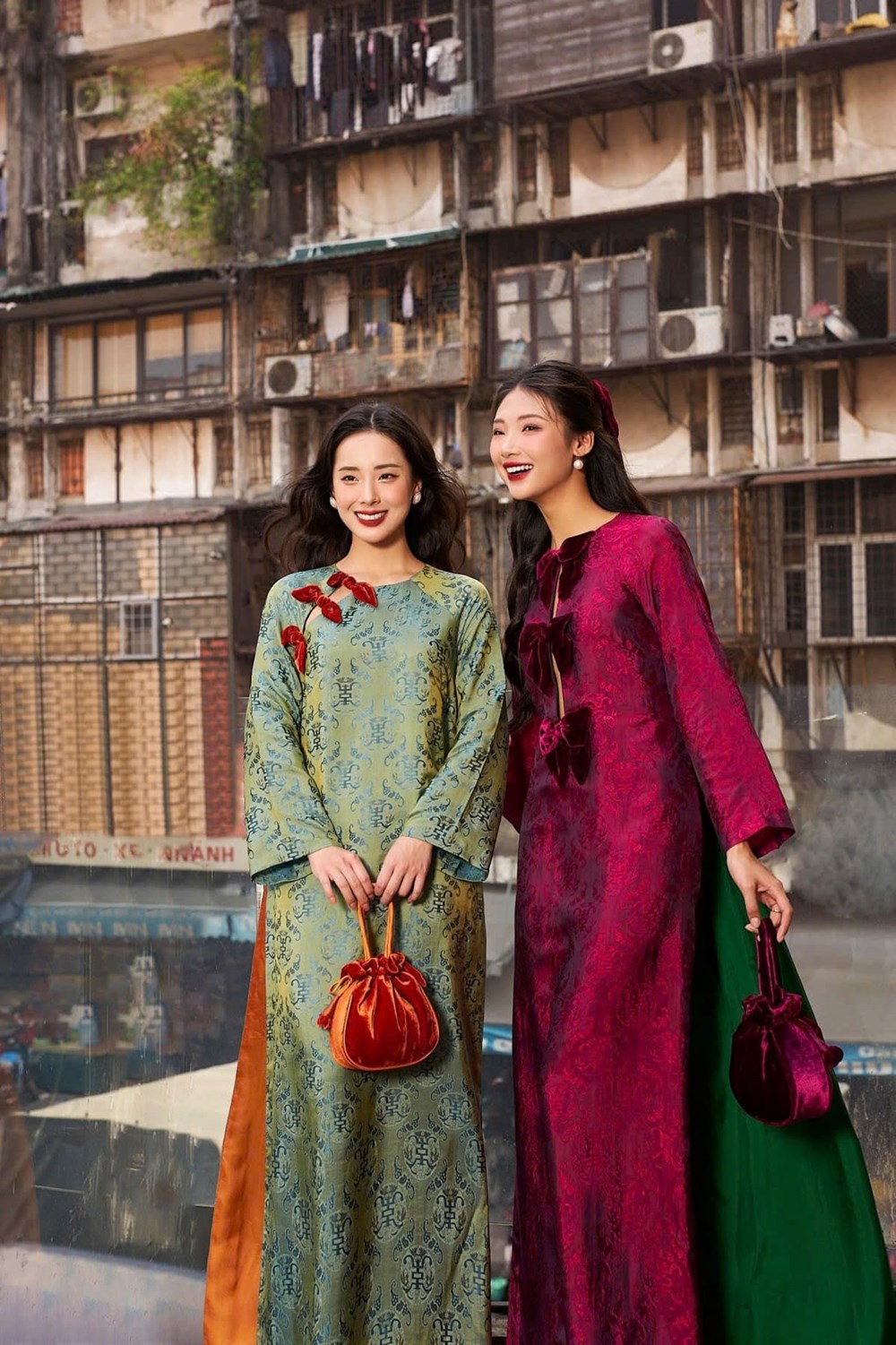 Những phụ kiện “ăn ý” khi đi cùng áo dài  - ảnh 2