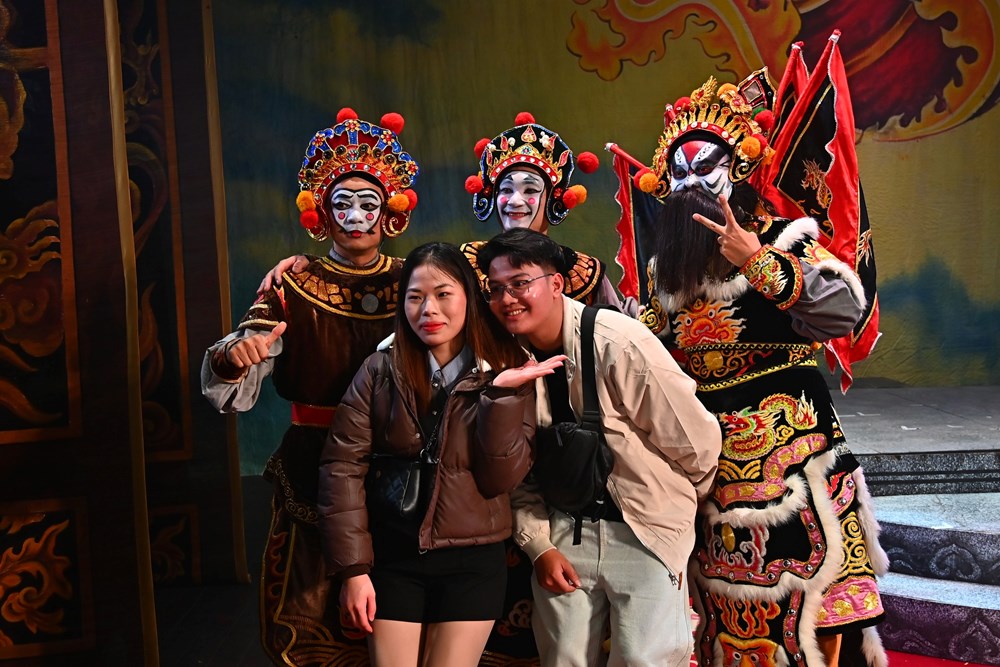 Khẳng định vai trò văn hoá trong tiến trình phát triển đất nước - ảnh 3