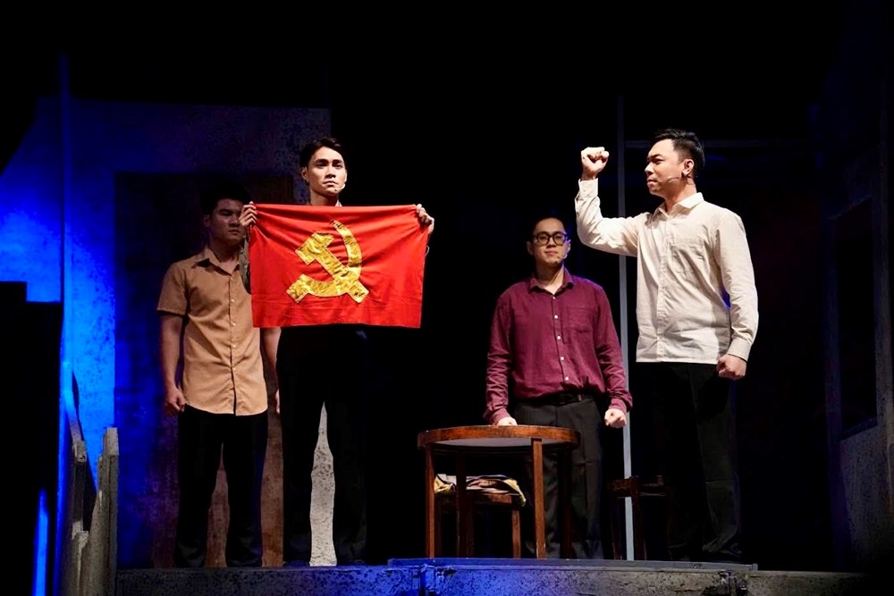 Sân khấu khẳng định vai trò trong đời sống tinh thần xã hội - ảnh 1