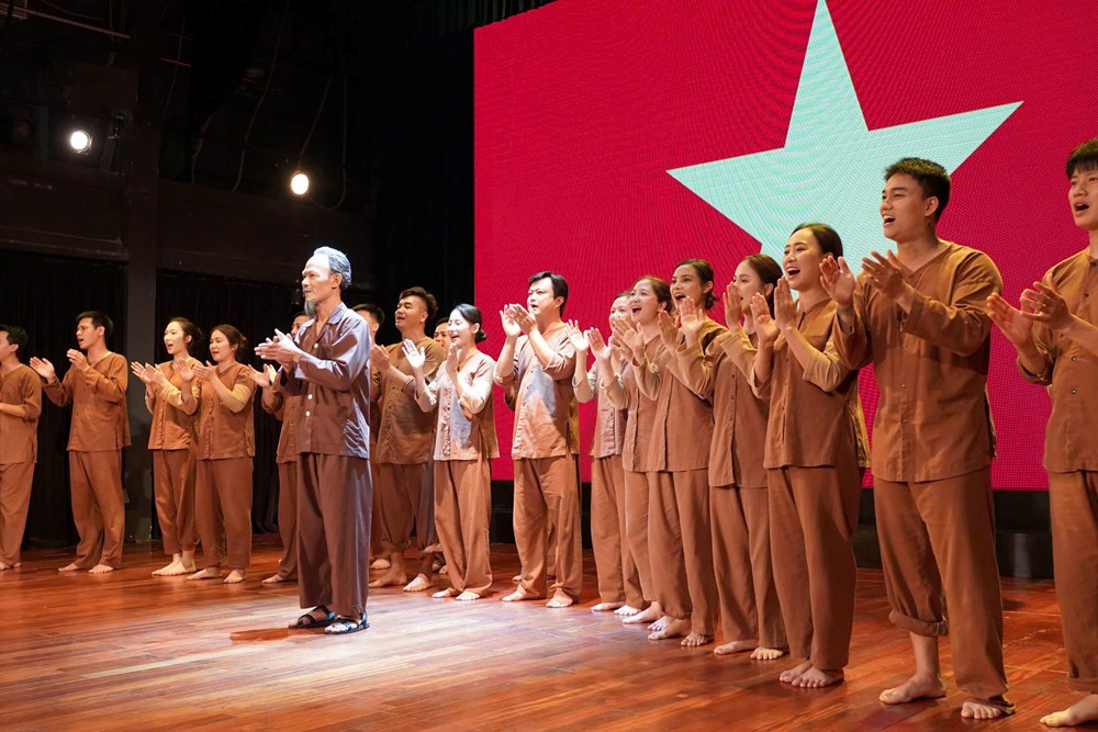 Nhà hát Kịch Việt Nam: Giữ lửa chính kịch, kéo khán giả đến rạp - ảnh 2