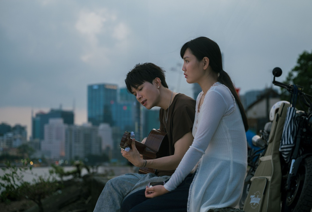 Anh Tú Atus “bắt tay” Trường Giang trong phim Tết 2026 “Nhà ba tôi một phòng” - ảnh 4