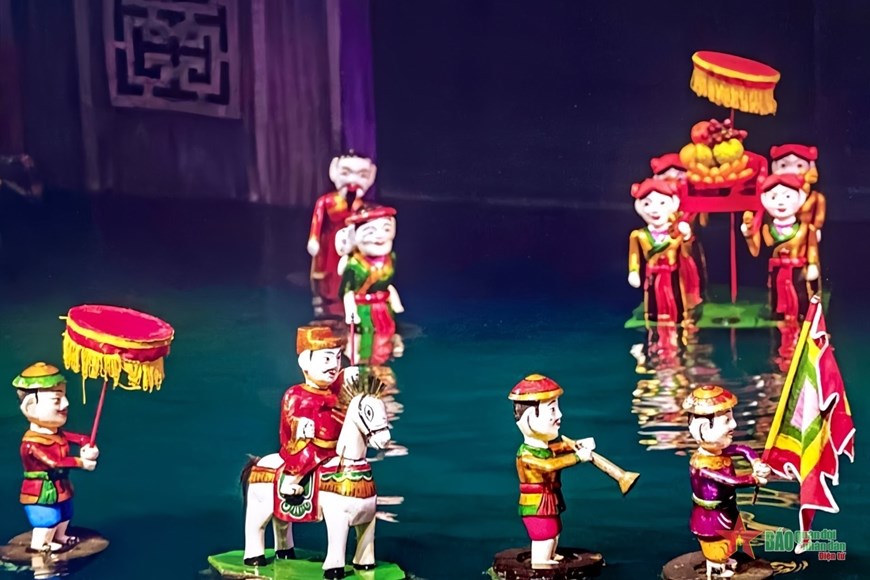  Người lặng lẽ cống hiến và hành trình “bay lên từ mặt nước” - ảnh 3